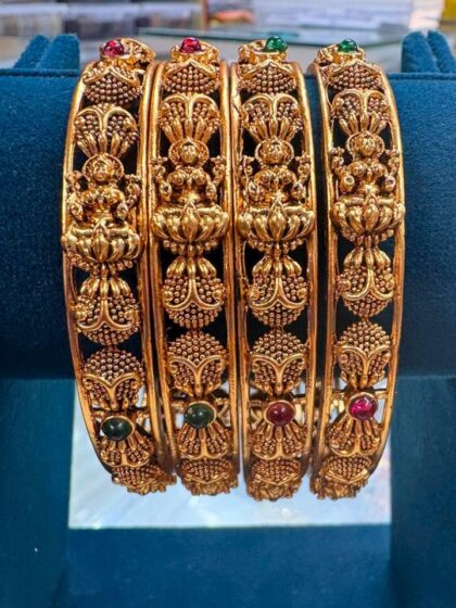 Premium Lakshmi Bangle