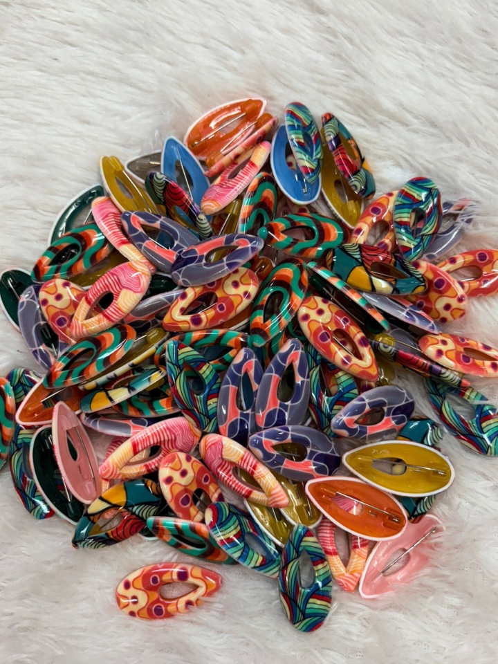 Pick Any 5 Designer Saree Pins for ₹50 | Colorful & Stylish Saree Clips