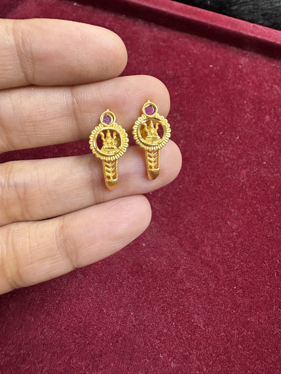 Gold replica J type Earring- GR33301